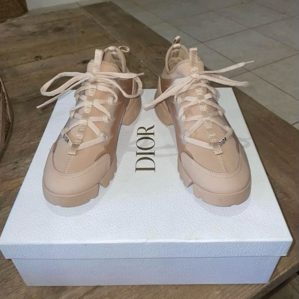 Dior D Connect 36.5 (6.5 US)